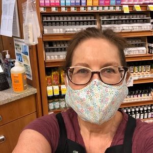 Meet your Posher, Elizabeth